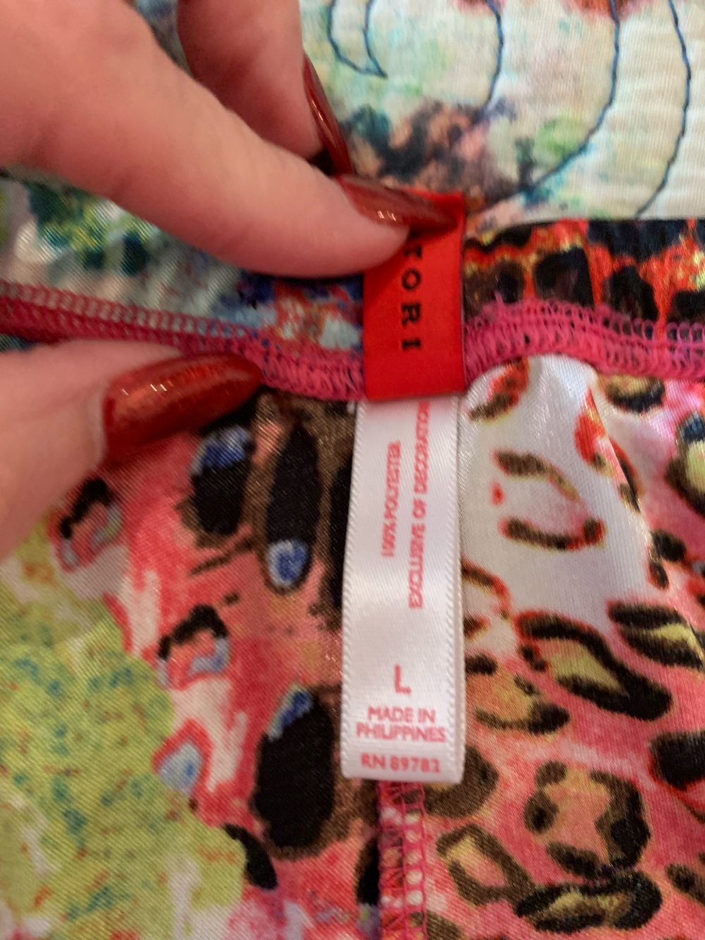 JOSIE BY NATORI COLORFUL, SILKY LOUNGE PANTS. GREAT CONDITION! - Picture 5 of 9